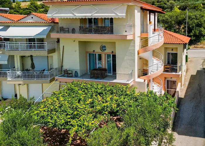 Sun, Sea & Space 100m To Beach! Apartman Jerakiní