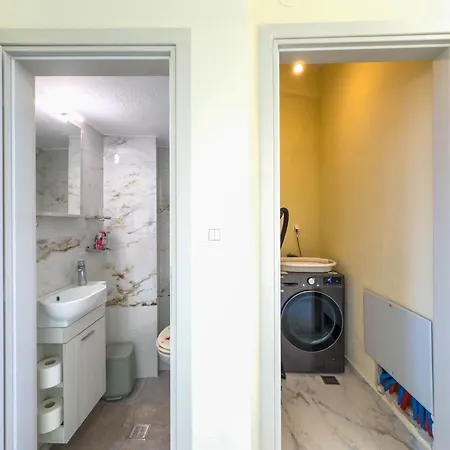 Sun, Sea & Space 100m To Beach! Lägenhet *