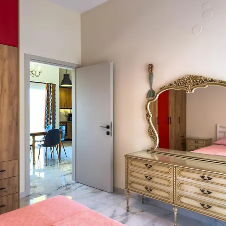 Sun, Sea & Space 100m To Beach!