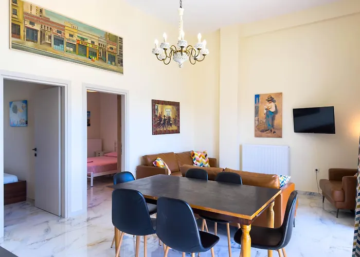 Sun, Sea & Space 100m To Beach! شقة