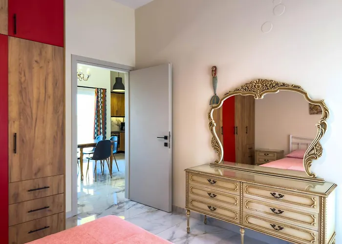 Sun, Sea & Space 100m To Beach!