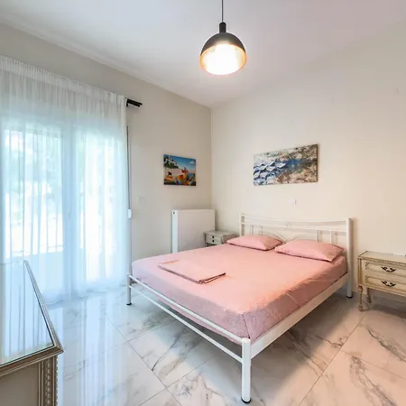 Sun, Sea & Space 100m To Beach! Apartment *