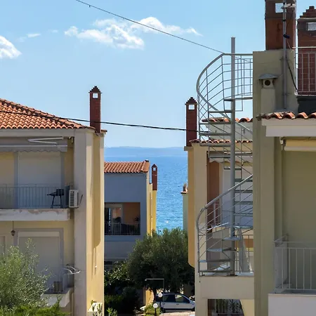 Sun, Sea & Space 100m To Beach! Apartment Gerakini